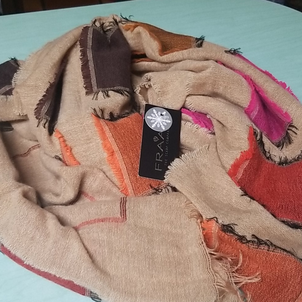 Scarf - Picture 3 of 6